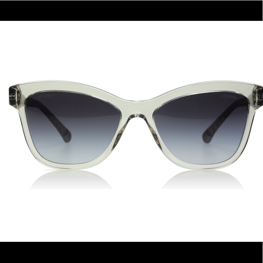 EUC Chanel 5330 sunglasses